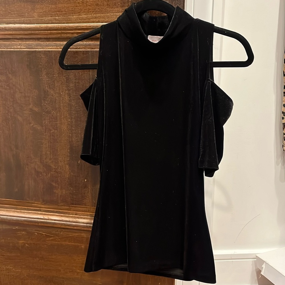 Black velvet short sleeve cold shoulder top size small